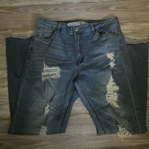 Women’s distressed jeans. Size 16
